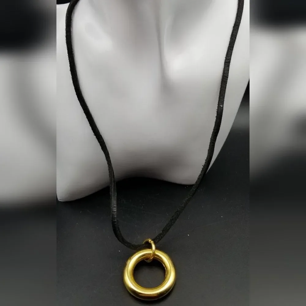 Doorknockers estate necklace. N222